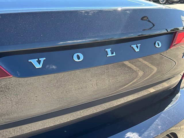 Used 2017 Volvo S90 T6 Inscription w/ Vision Package AWD/4WD image 35