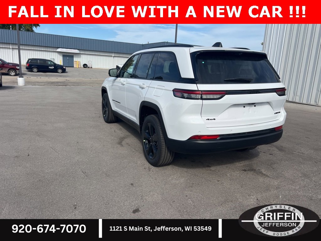 New 2025 Jeep Grand Cherokee Limited w/ Luxury Tech Group II image 14