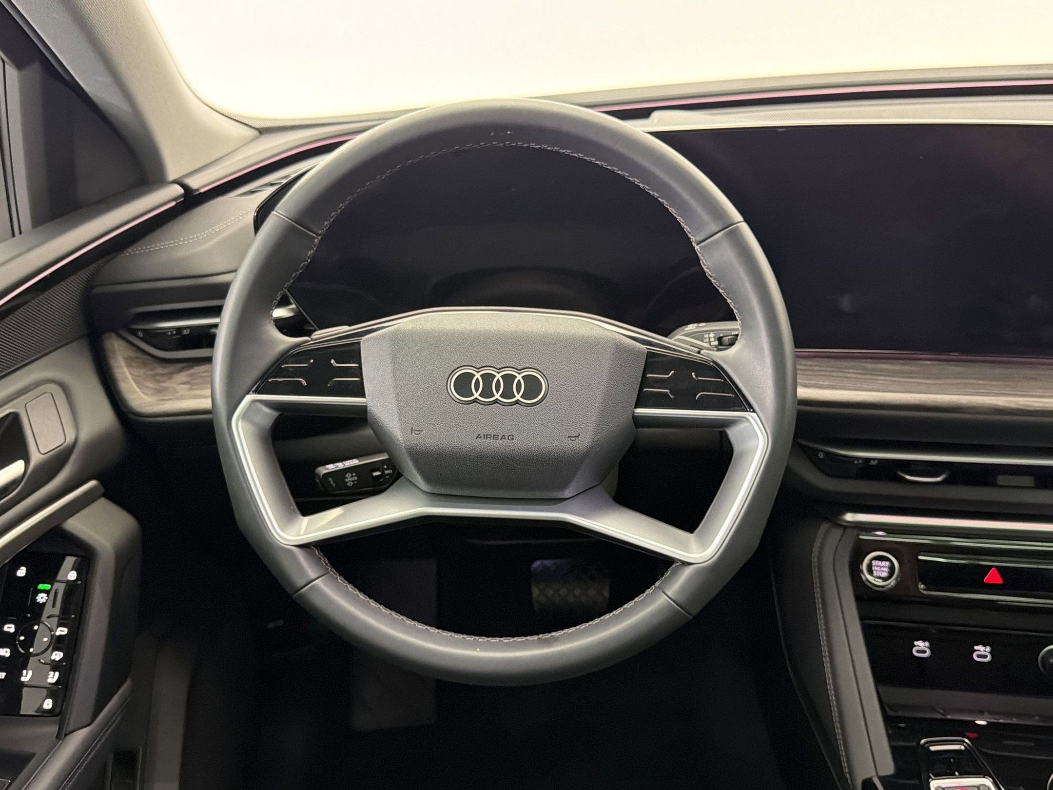 Certified 2025 Audi Q5 Premium w/ Convenience Package AWD/4WD image 18