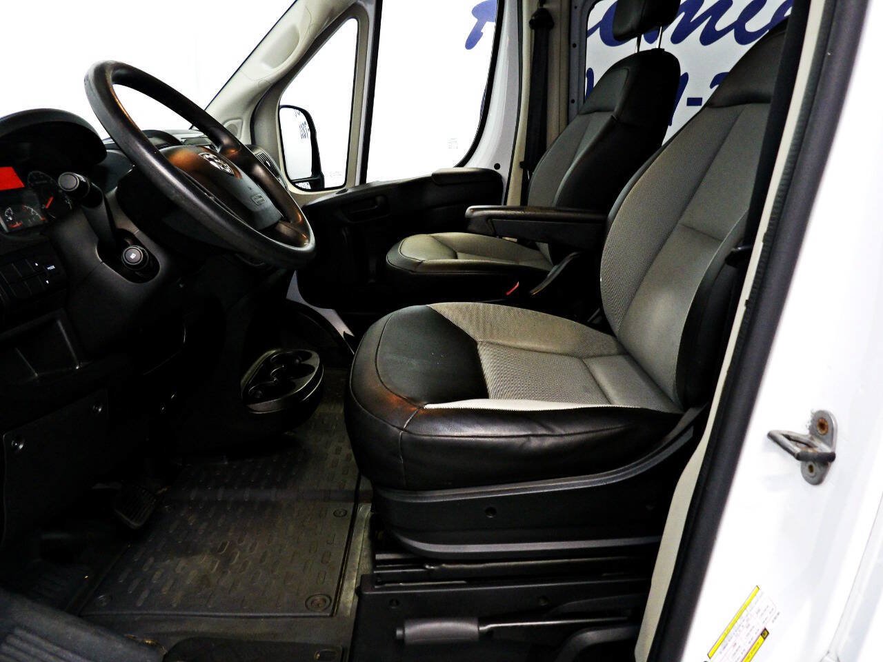Used 2018 RAM ProMaster 3500 w/ Mopar Trailer Tow Group FWD image 7