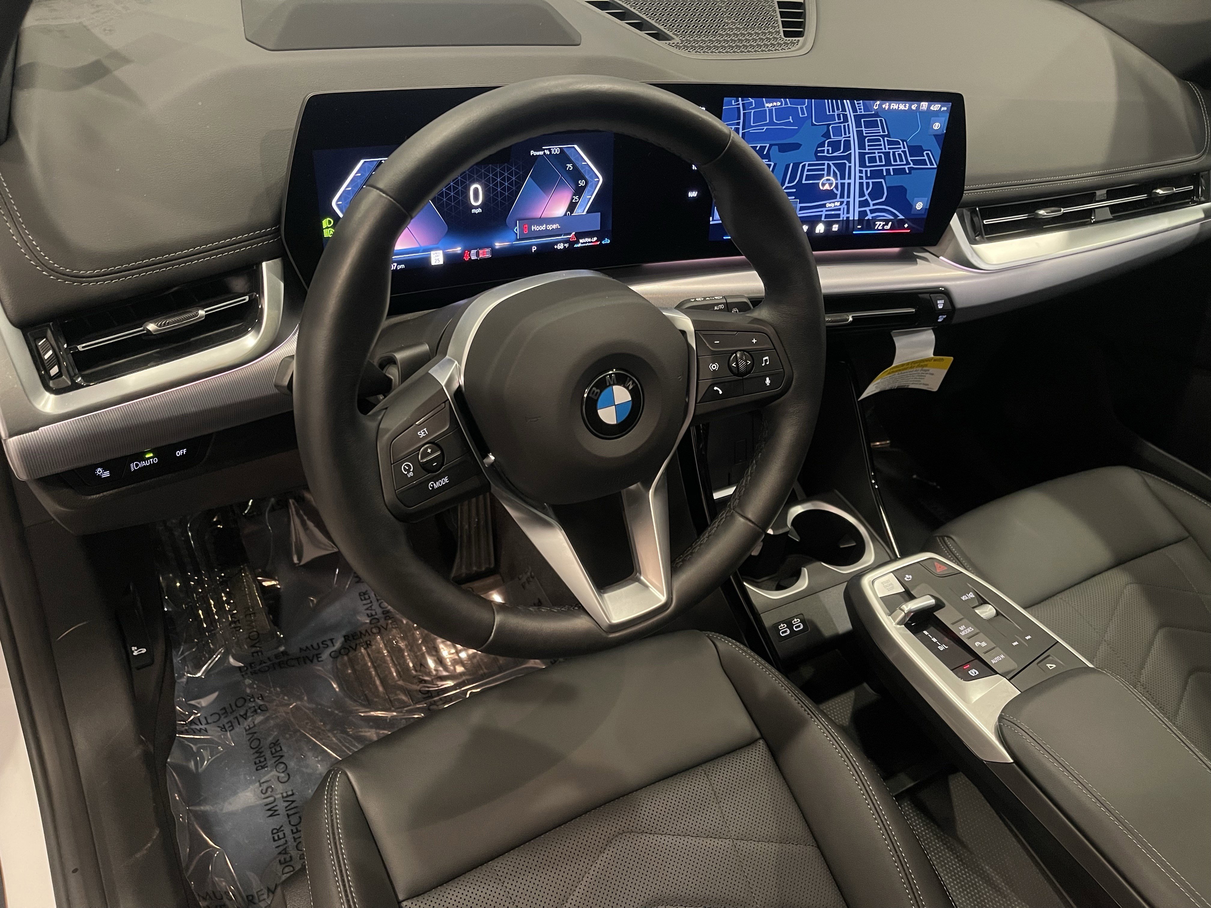 Used 2025 BMW X1 xDrive28i w/ Technology Package image 13