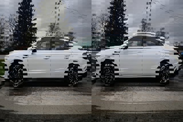 Used 2024 Hyundai Sonata SEL w/ Convenience Package image 8