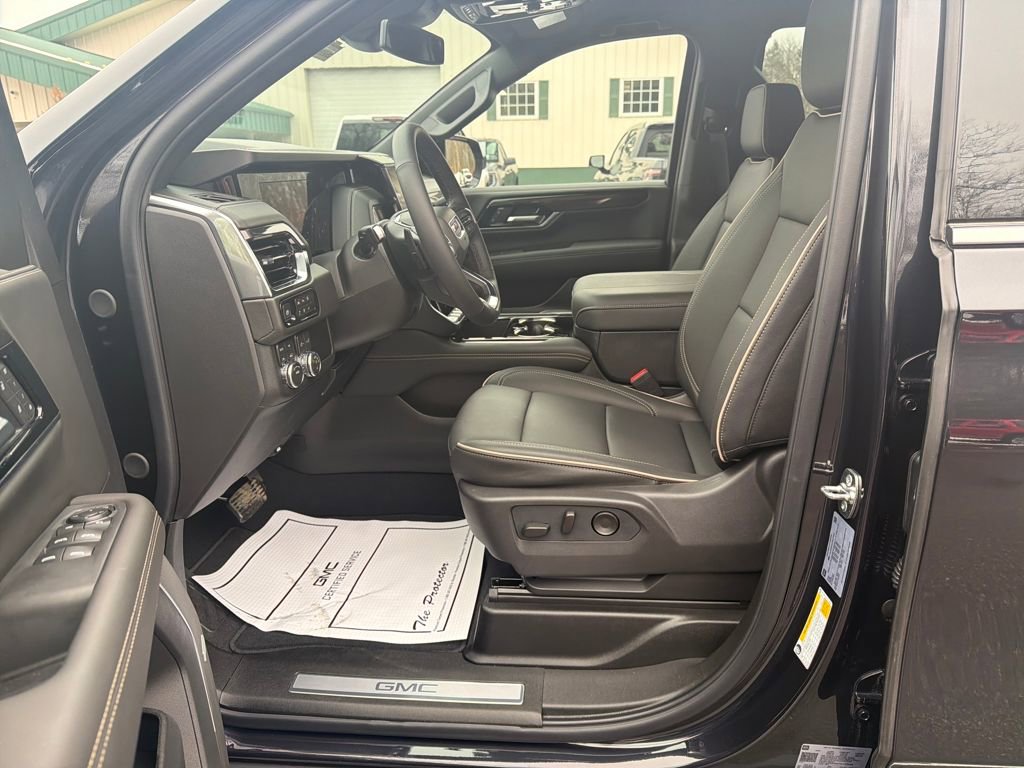 New 2026 GMC Yukon XL Elevation image 12