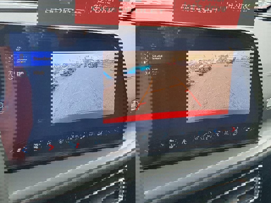 New 2026 Chevrolet Traverse LT w/ Midnight/Sport Edition image 21