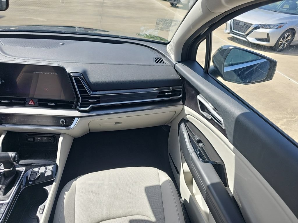 Certified 2025 Kia Sportage EX w/ Premium Package FWD image 26