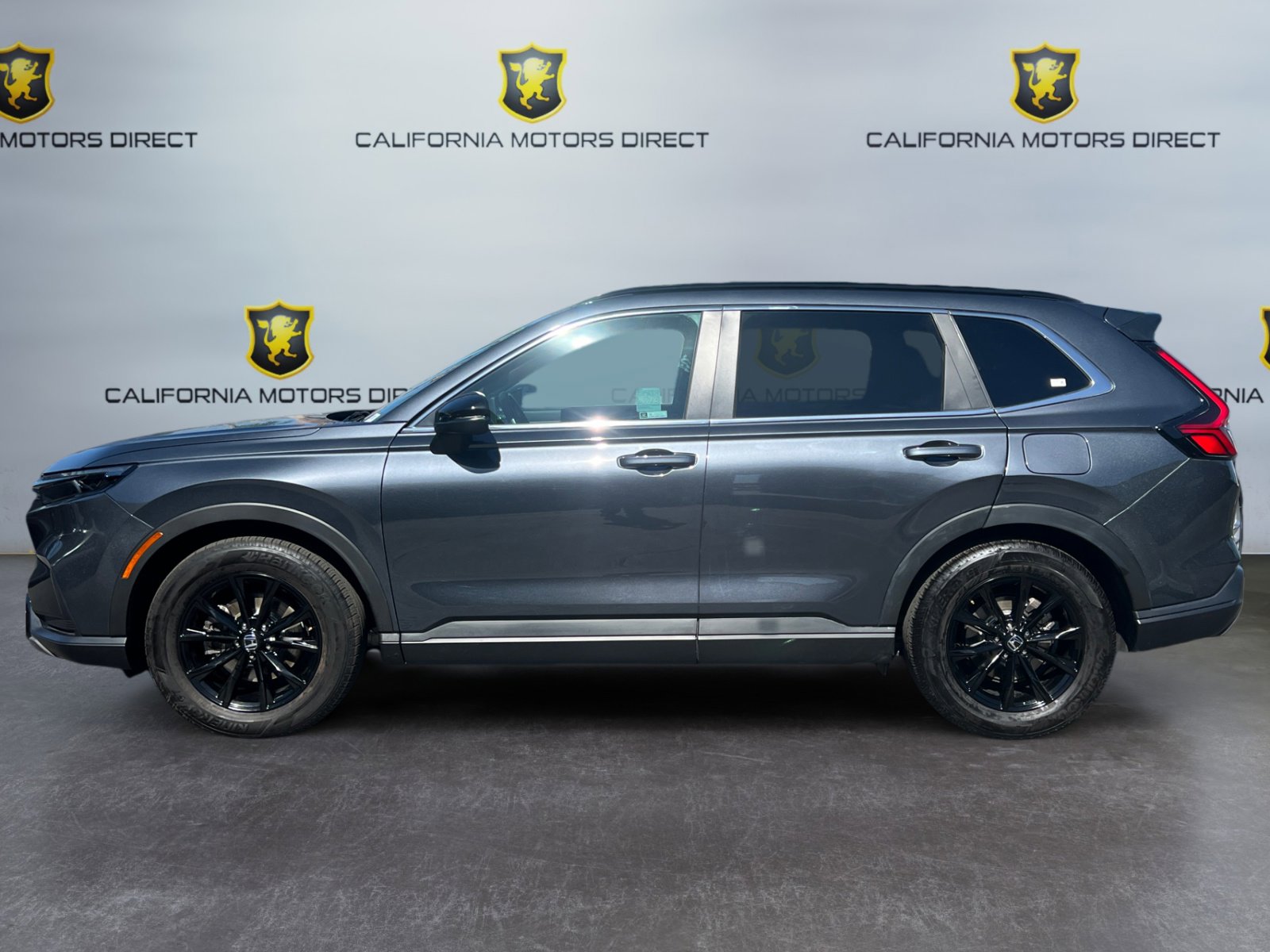 Used 2025 Honda CR-V Sport image 2