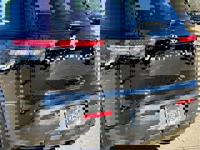 Used 2024 Nissan Pathfinder S image 6