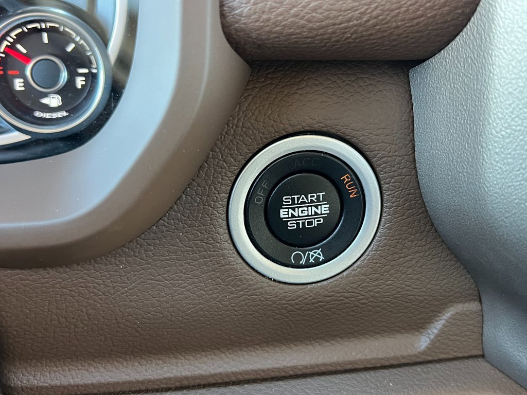 Used 2022 RAM 3500 Laramie image 33