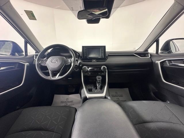 Used 2020 Toyota RAV4 XLE w/ Convenience Package AWD/4WD image 16