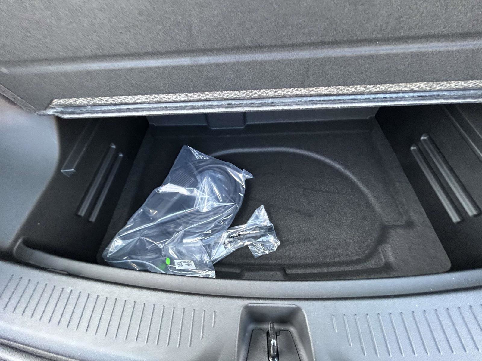 New 2027 Chevrolet Bolt RS FWD image 17