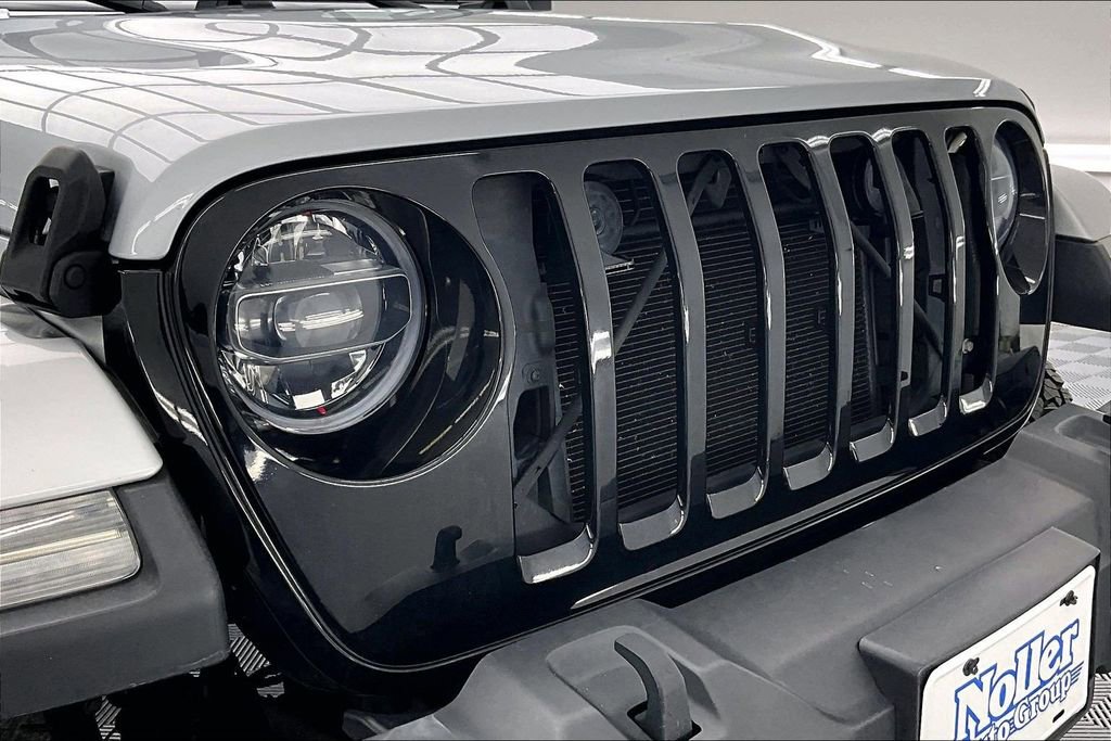 Used 2022 Jeep Gladiator Willys image 29