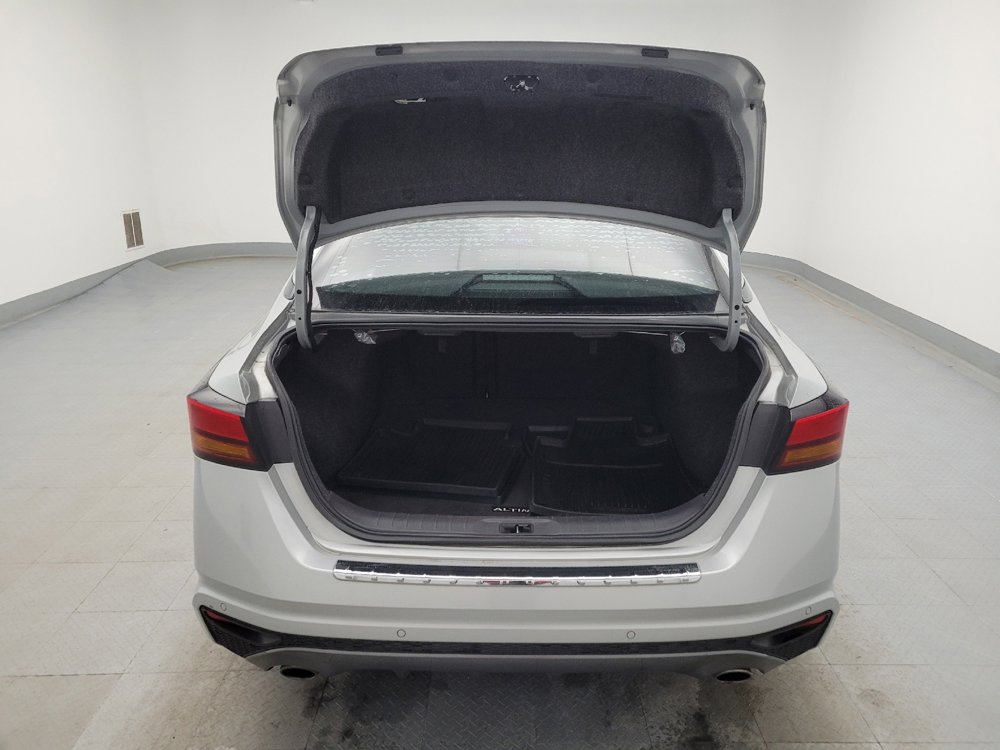 Used 2021 Nissan Altima 2.5 SR w/ SR Premium Package image 29