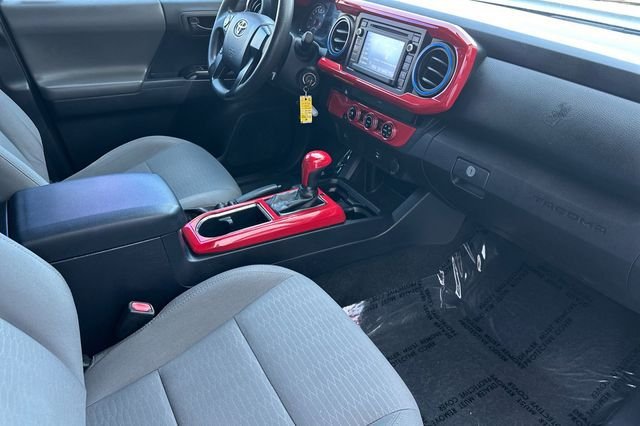 Used 2017 Toyota Tacoma SR w/ SR Convenience Package RWD image 17