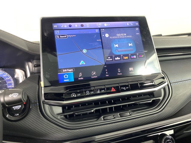 New 2026 Jeep Compass Limited w/ Sun, Sound & Navigation Group AWD/4WD image 28