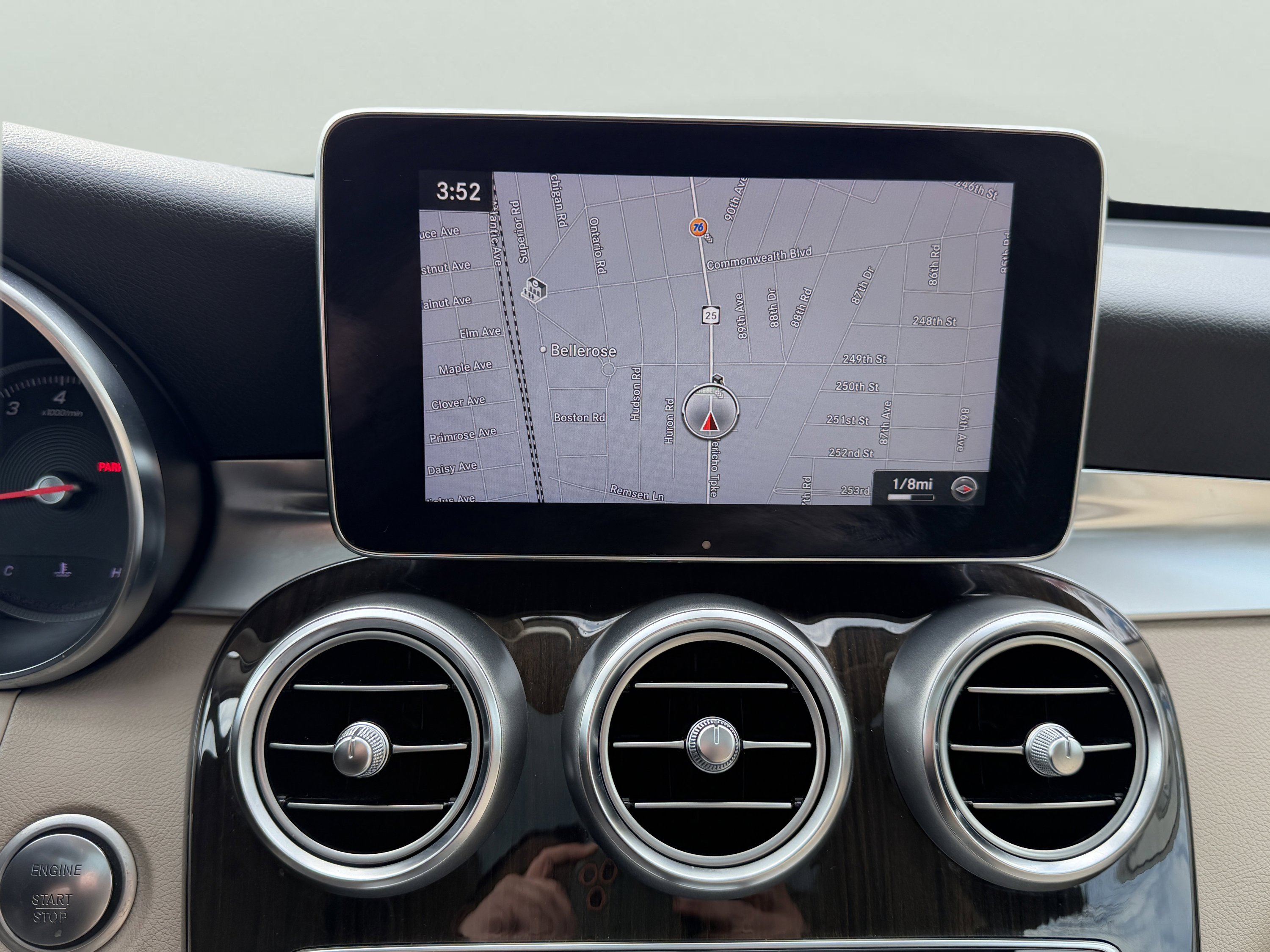 Used 2019 Mercedes-Benz GLC 300 4MATIC w/ Multimedia Package image 30