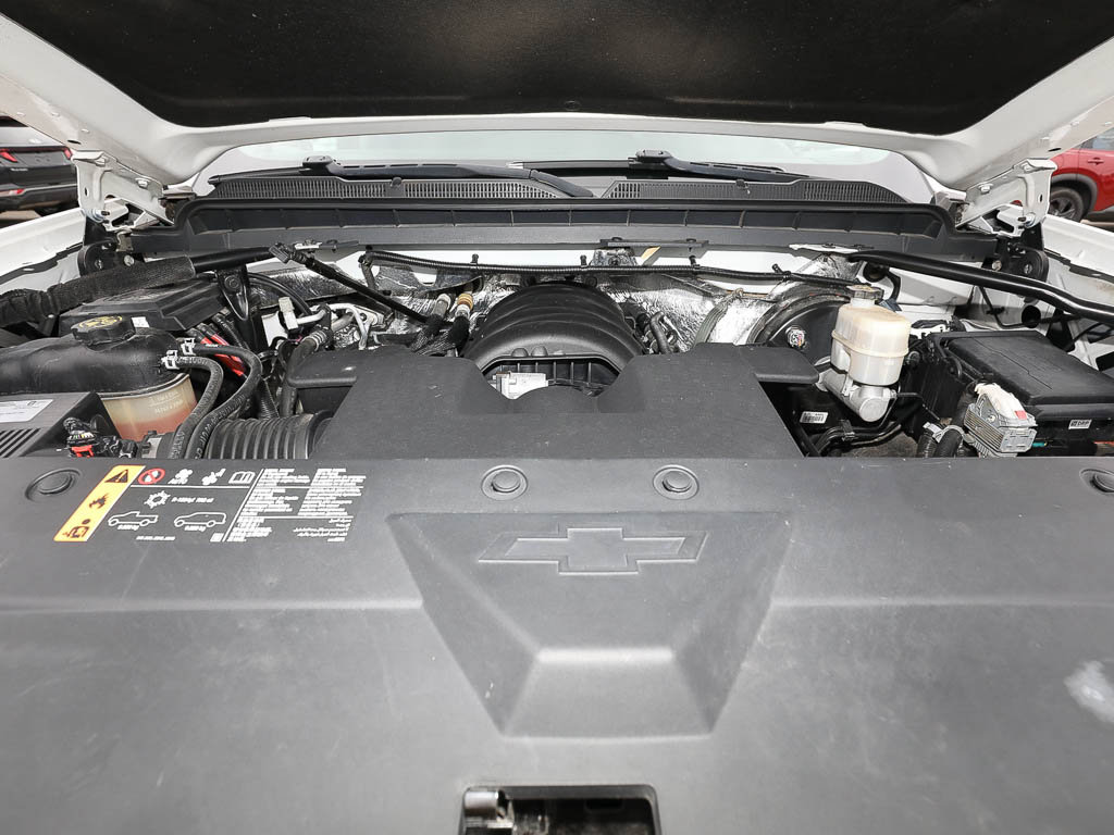 Used 2018 Chevrolet Silverado 1500 Custom w/ Custom Value Package AWD/4WD image 20