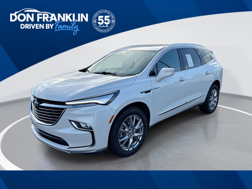 Used 2023 Buick Enclave Essence w/ Experience Buick Package AWD/4WD image 1