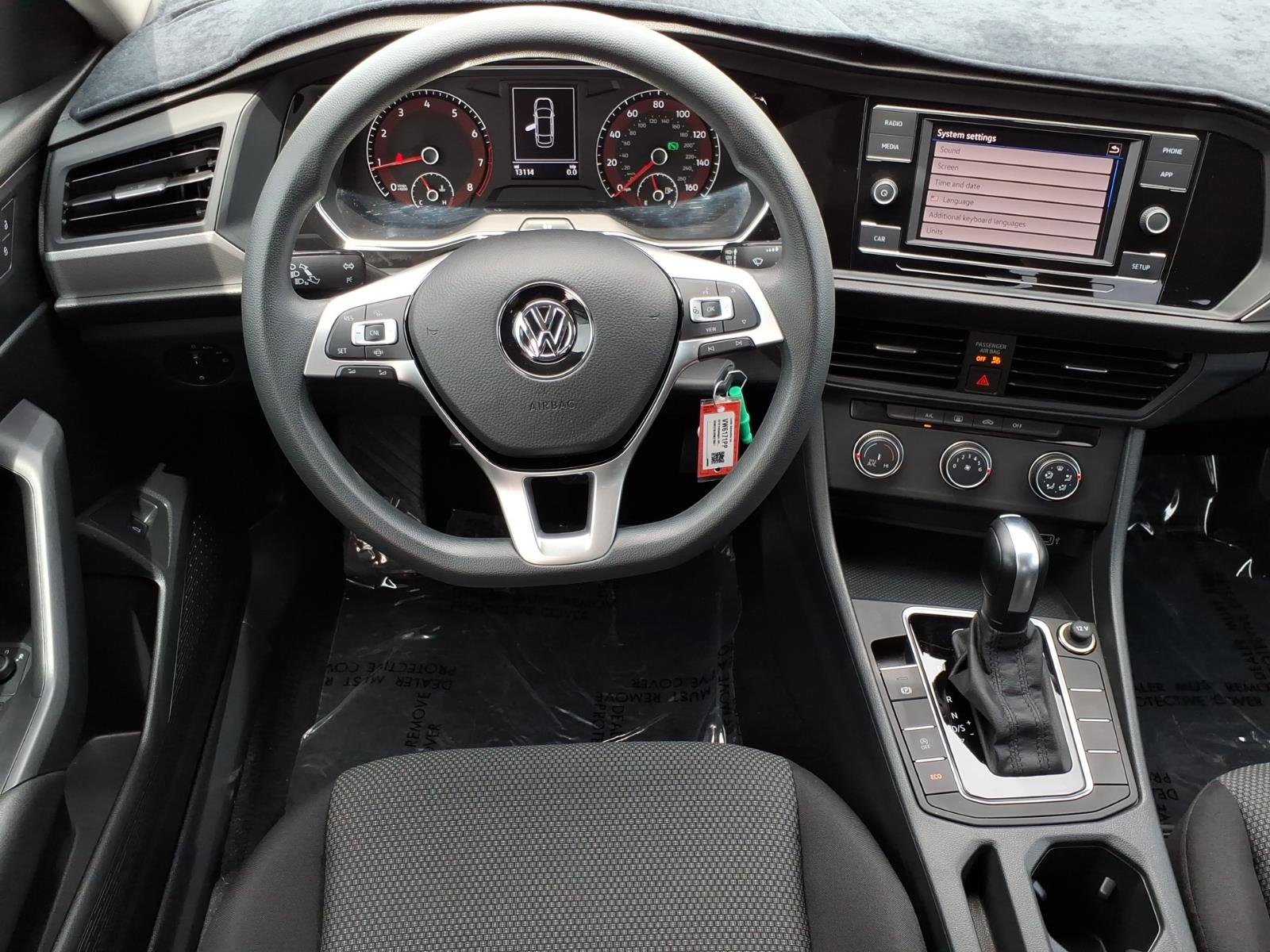 Used 2019 Volkswagen Jetta S image 24