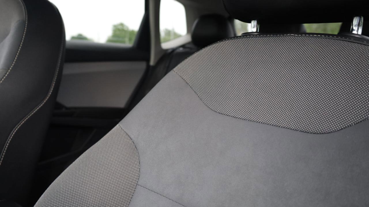 Used 2022 Volkswagen Taos SE FWD image 28