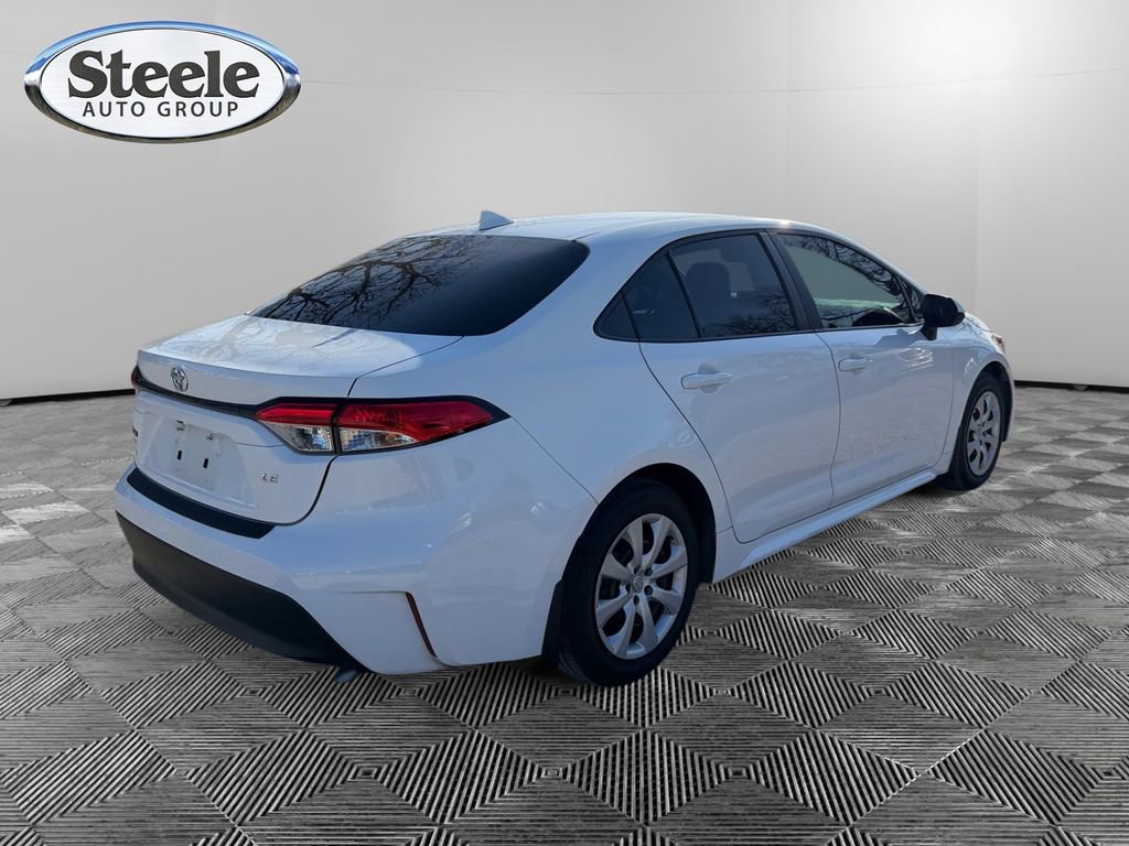 Used 2024 Toyota Corolla LE image 5
