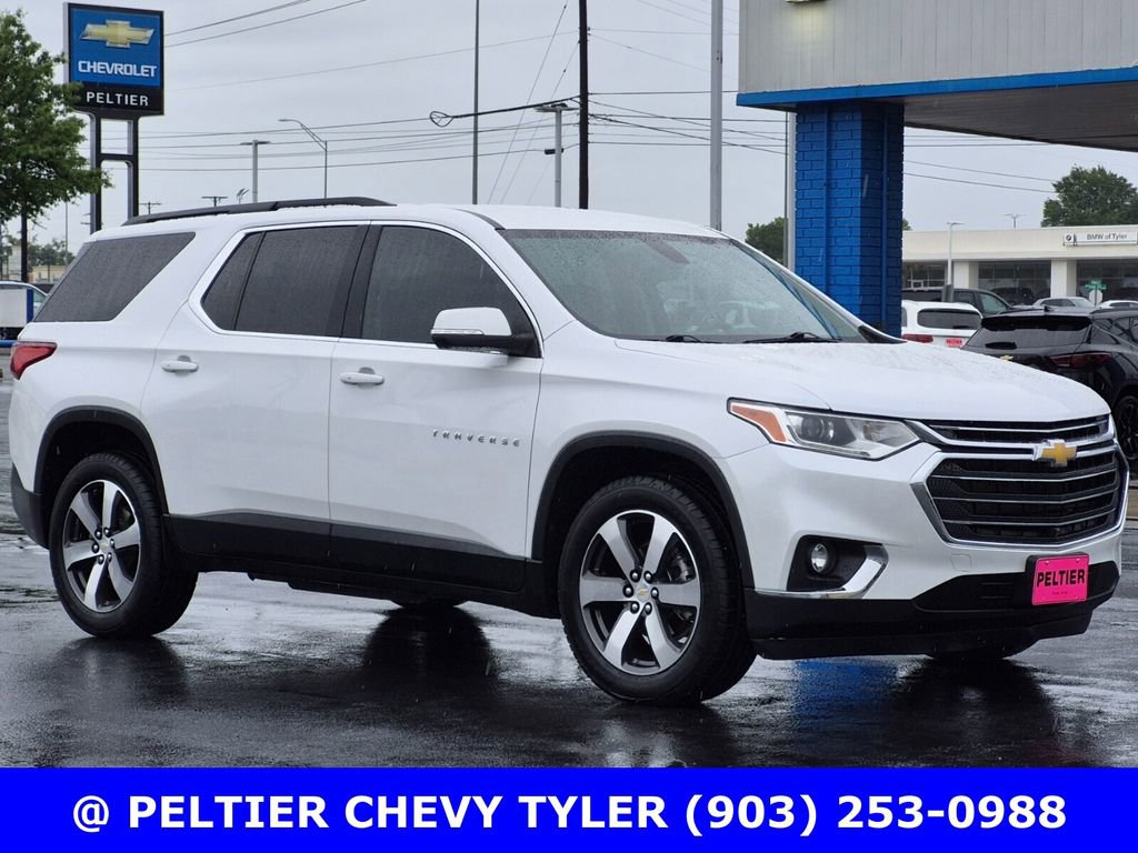 Used 2021 Chevrolet Traverse LT w/ LT Premium Package