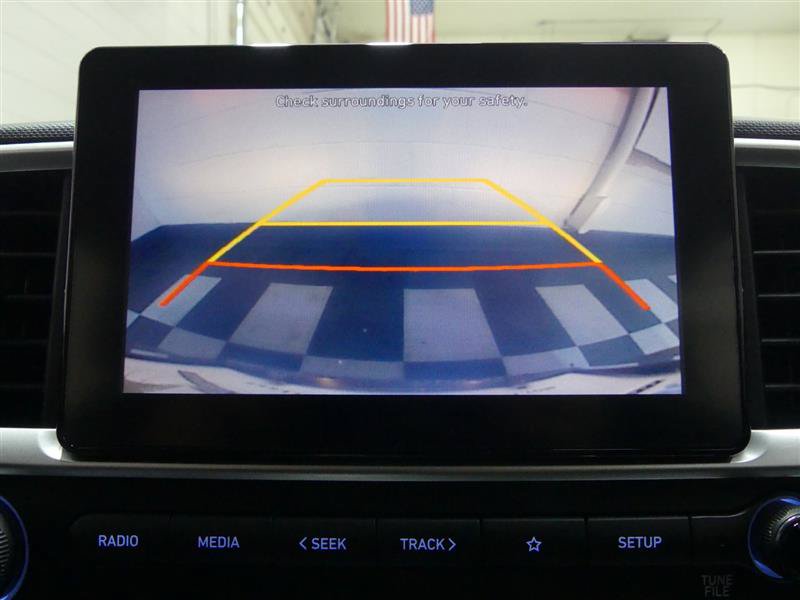 Used 2022 Hyundai Venue SEL FWD image 13