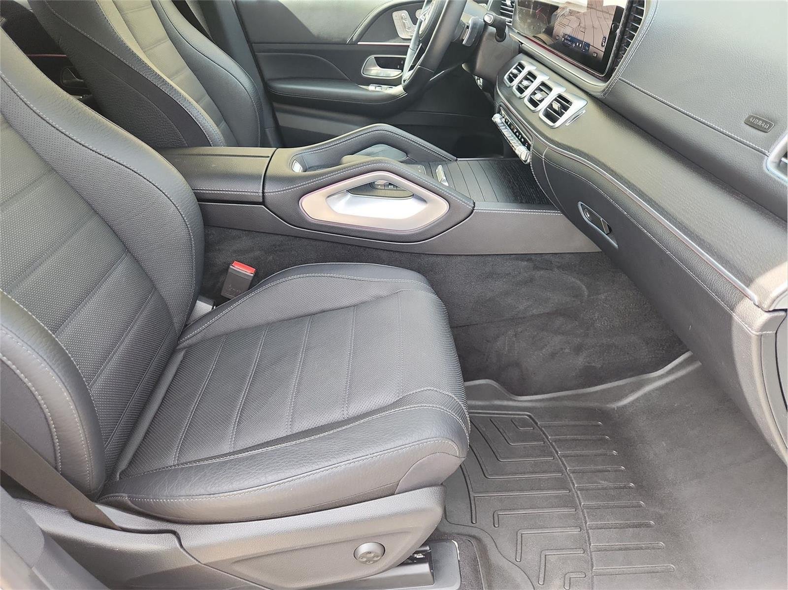 Used 2024 Mercedes-Benz GLE 350 4MATIC image 29