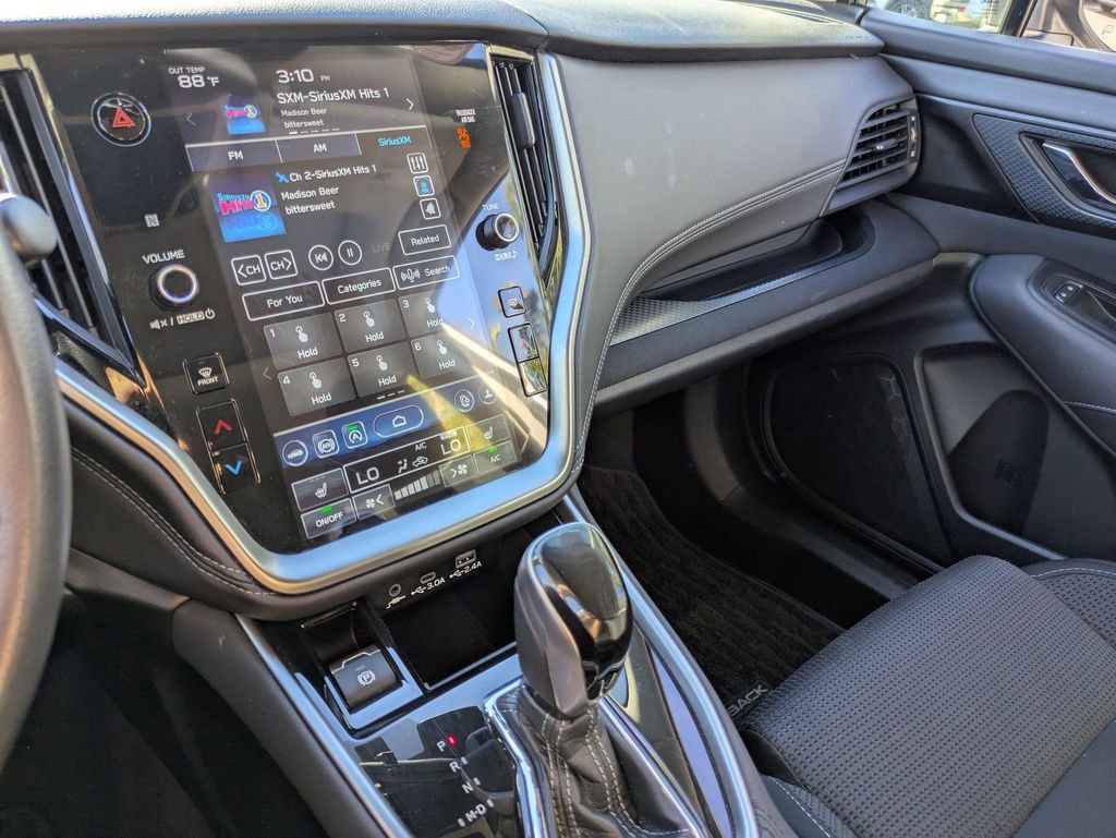 Used 2025 Subaru Outback Premium image 20