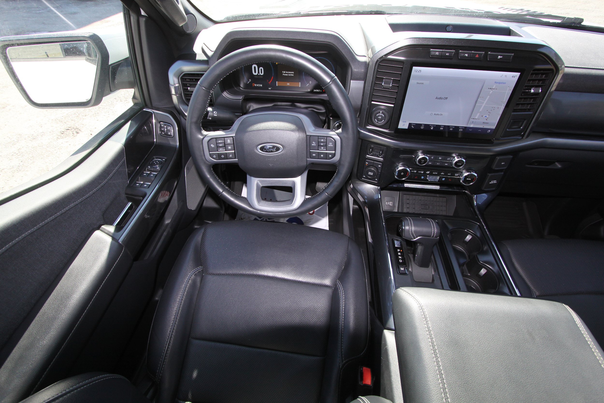 Used 2023 Ford F150 Lariat w/ Equipment Group 502A High AWD/4WD image 11