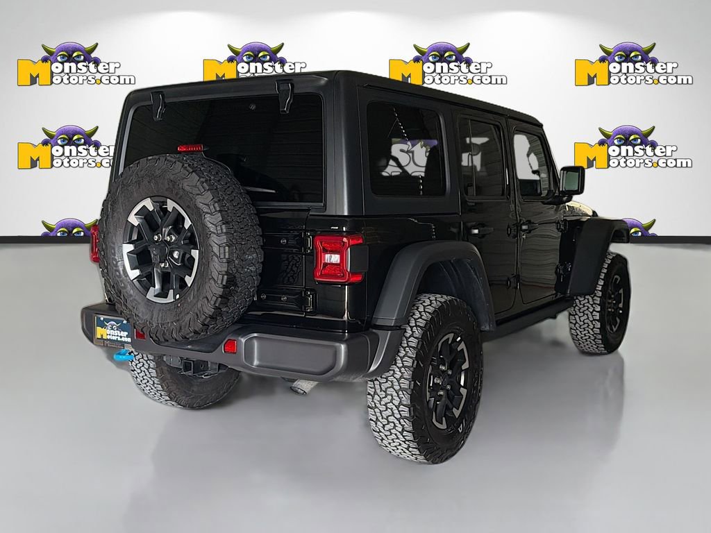 Used 2025 Jeep Wrangler Unlimited Rubicon 4xe w/ Convenience Group AWD/4WD image 5