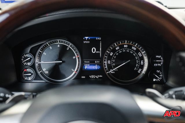 Used 2021 Lexus LX 570 4WD w/ Luxury Package image 9
