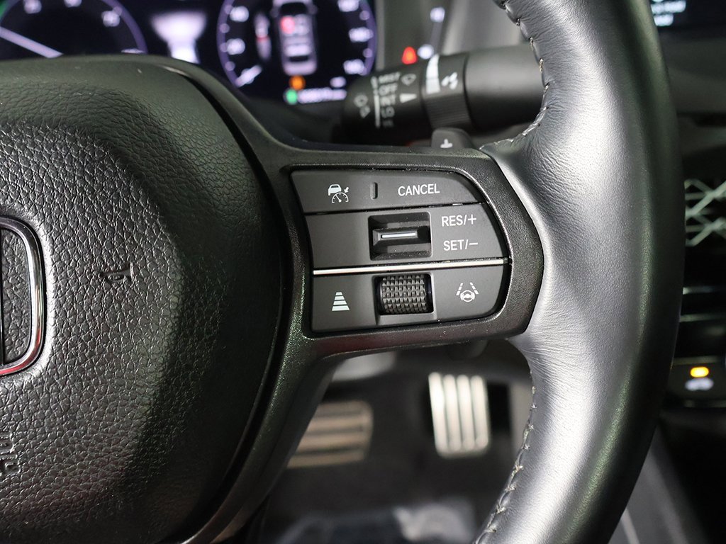 Used 2025 Honda Accord Sport image 40