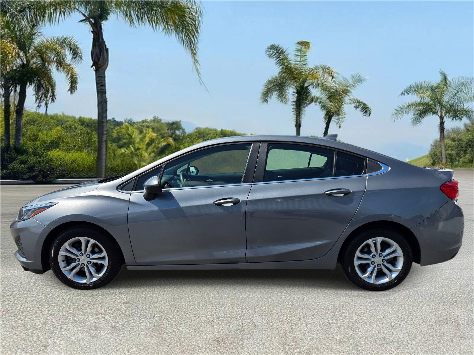 Used 2019 Chevrolet Cruze LT w/ Convenience Package FWD video 2