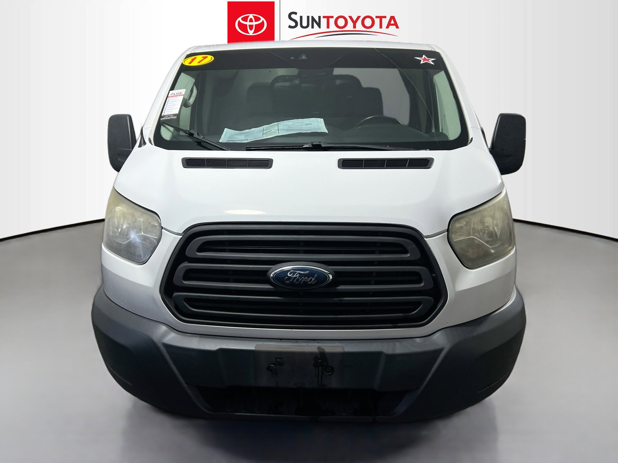Used 2017 Ford Transit 150 130 Low Roof RWD image 10