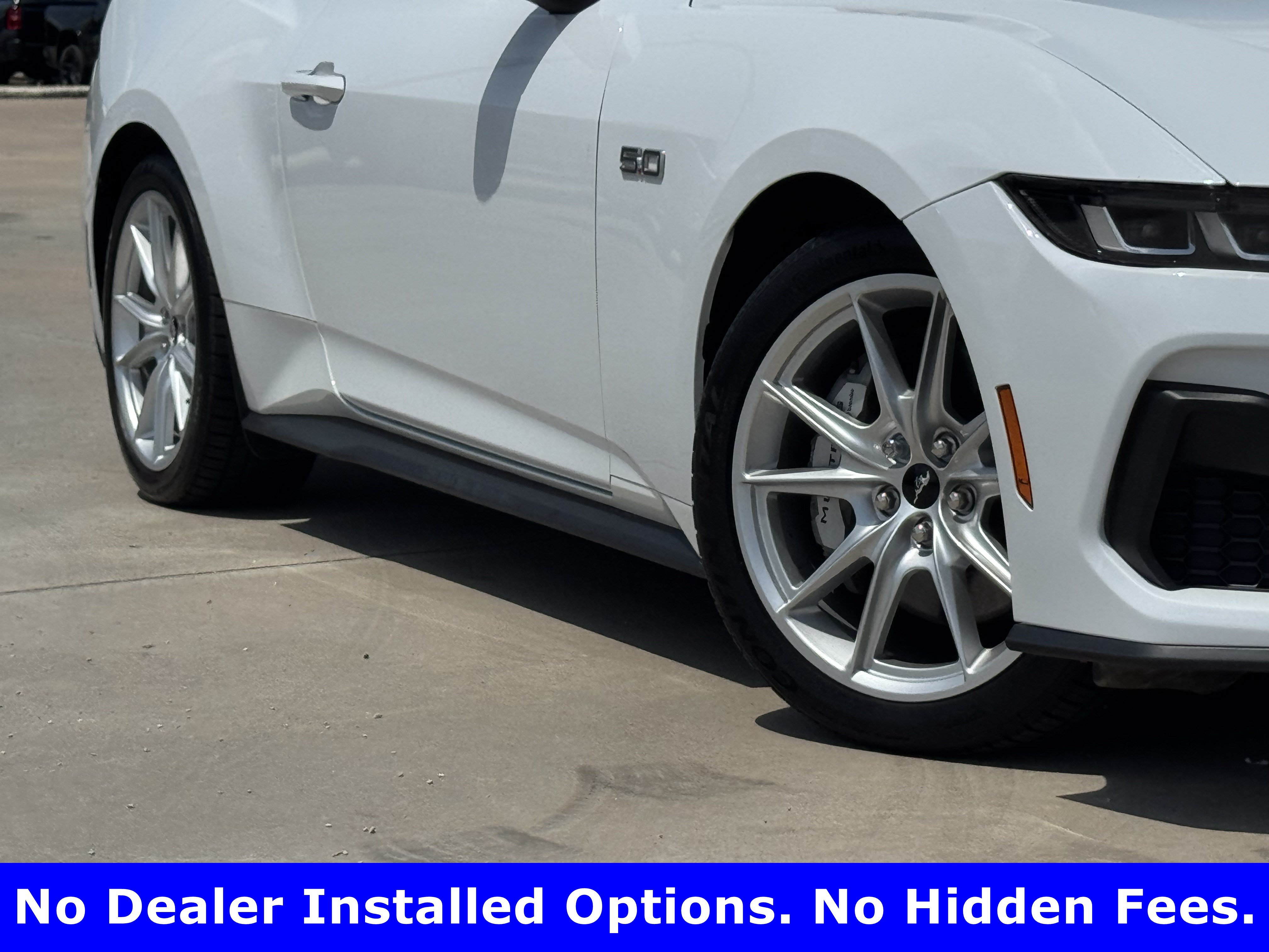 Used 2024 Ford Mustang GT Premium RWD image 3