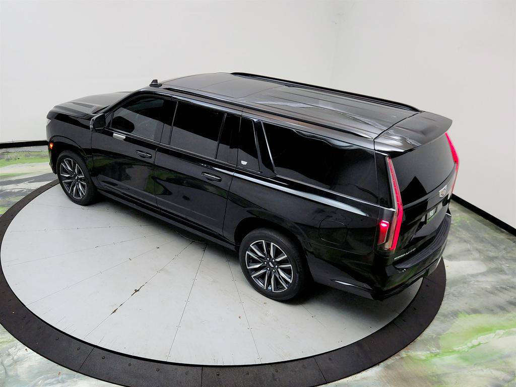 Used 2022 Cadillac Escalade ESV Sport w/ Touring Package AWD/4WD image 37
