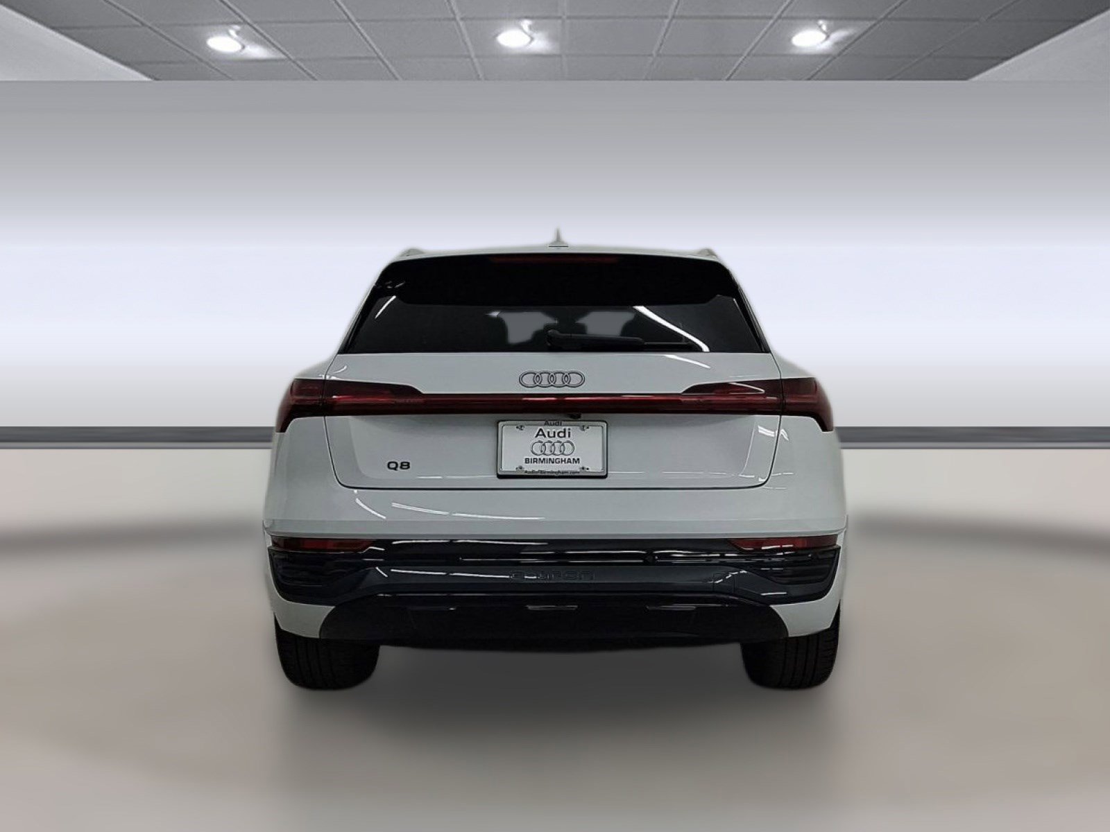 Certified 2024 Audi Q8 e-tron Premium Plus w/ Premium Plus Package image 10