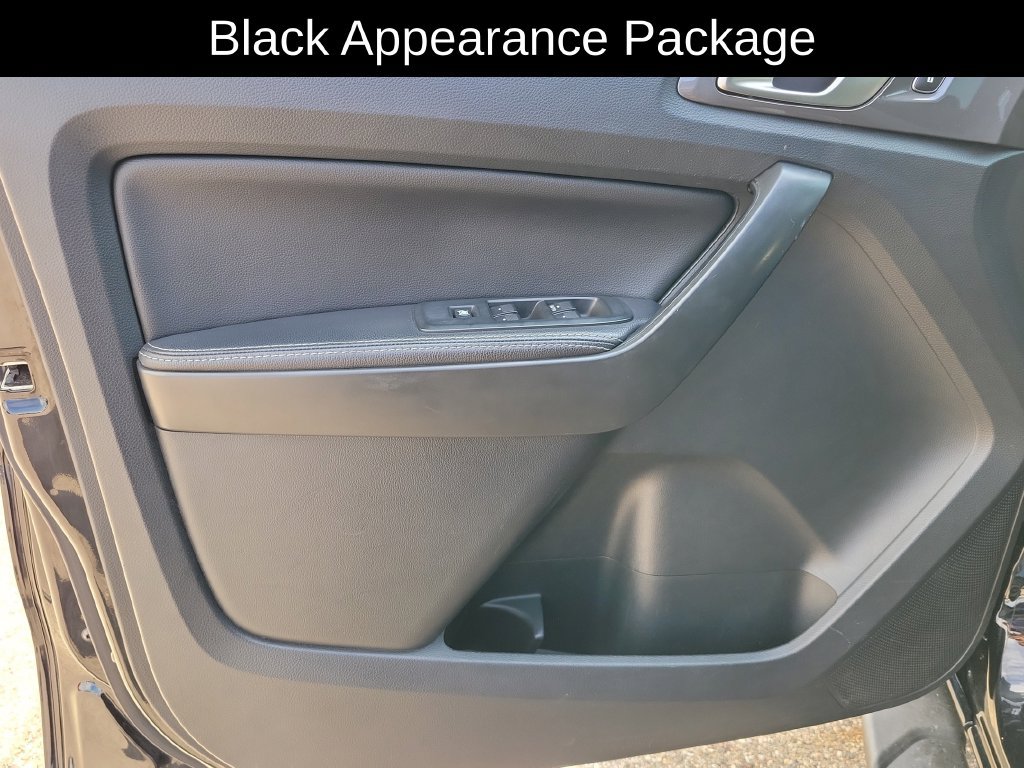 Used 2019 Ford Ranger Lariat w/ Black Appearance Package AWD/4WD image 12