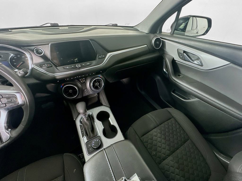 Used 2022 Chevrolet Blazer LT image 11