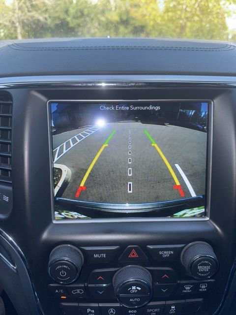 Used 2018 Jeep Grand Cherokee Overland image 3