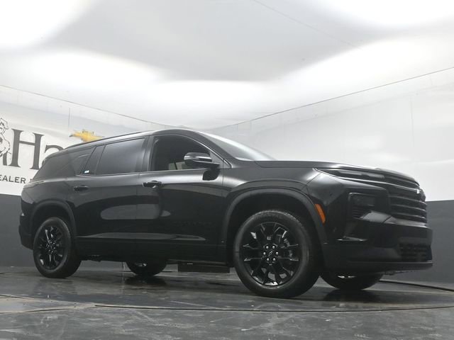 New 2026 Chevrolet Traverse LT w/ Midnight/Sport Edition image 2