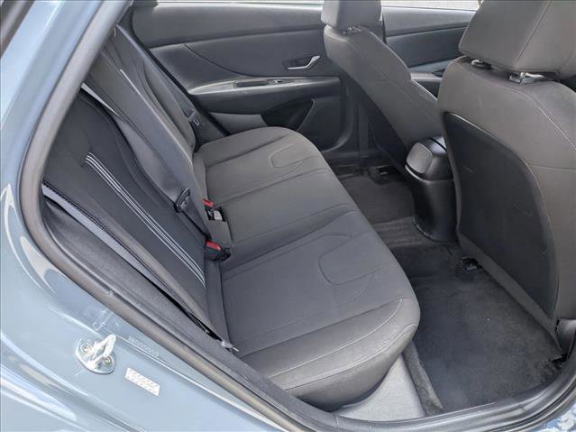 Used 2023 Hyundai Elantra SEL FWD image 17