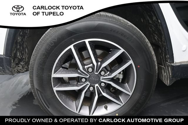 Used 2022 Jeep Grand Cherokee Limited AWD/4WD image 43