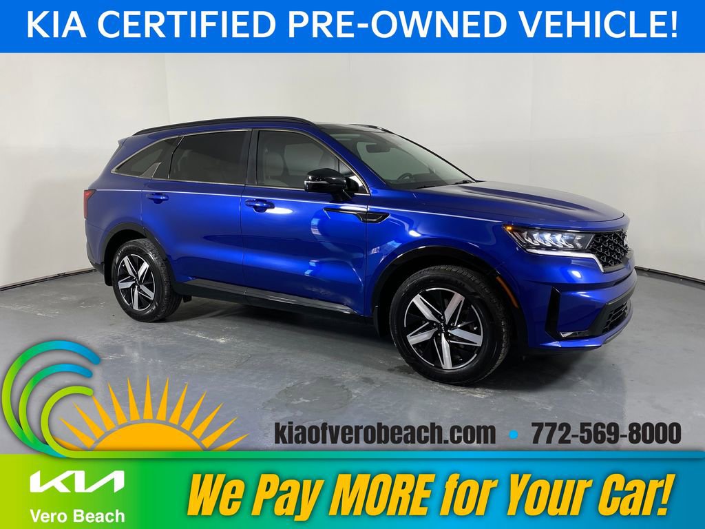 Certified 2022 Kia Sorento S w/ Panoramic Sunroof Package