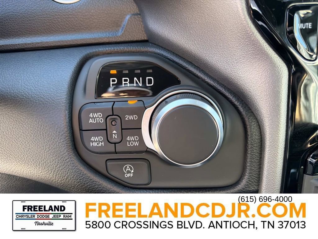 New 2026 RAM 1500 4x4 Crew Cab image 25