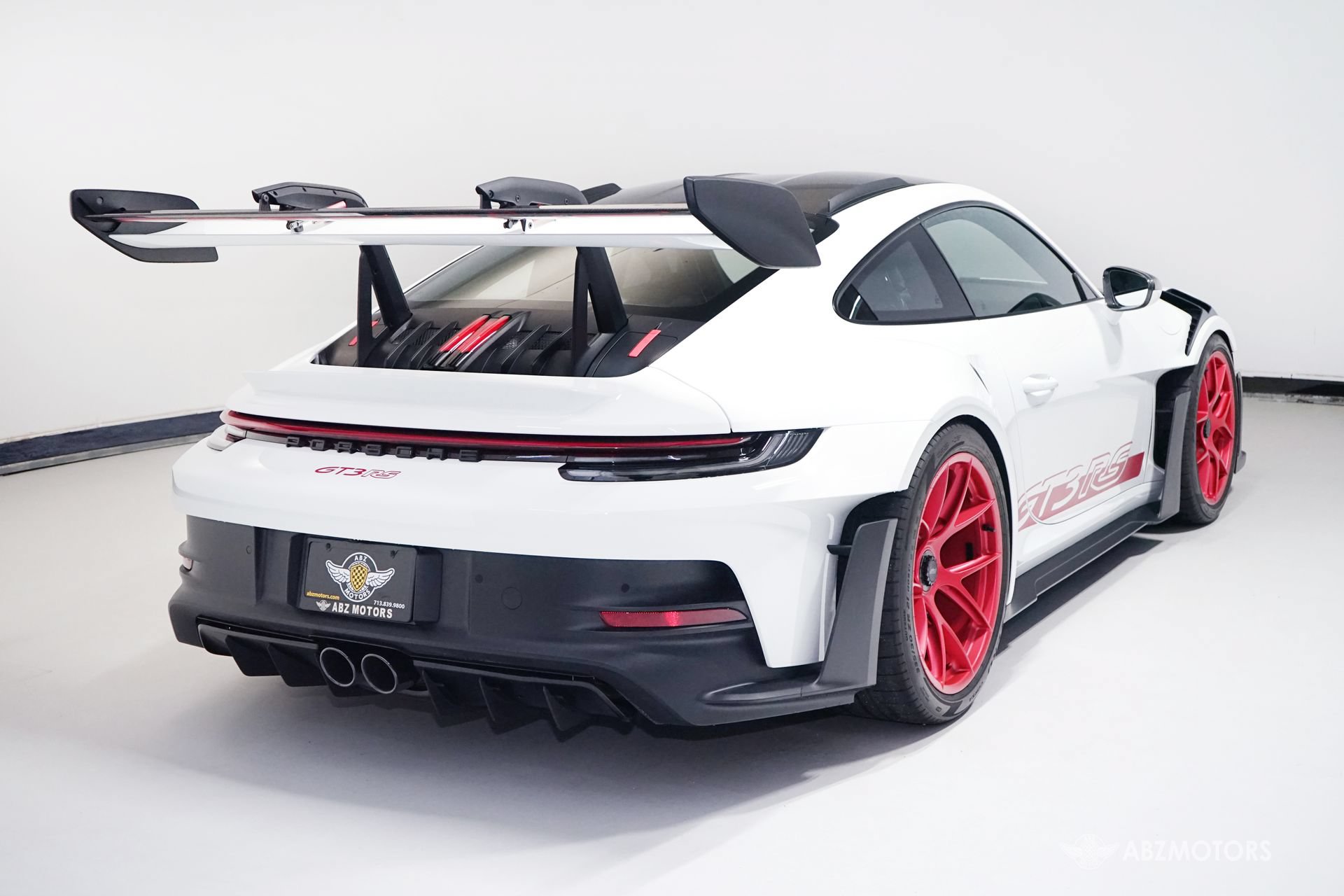Used 2023 Porsche 911 GT3 RS RWD image 6