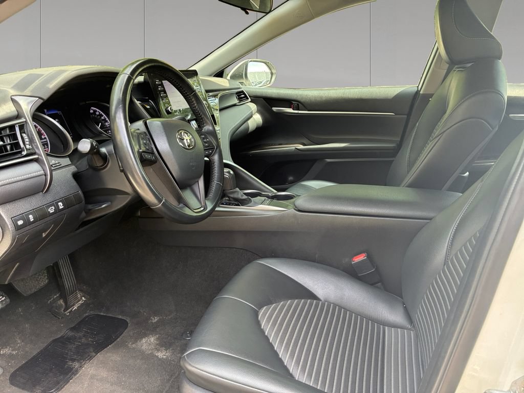 Used 2023 Toyota Camry SE FWD image 10