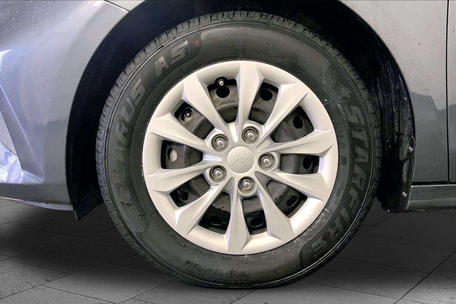 Certified 2024 Kia Forte LX FWD image 9