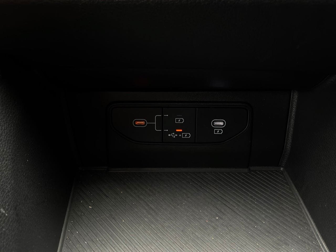 Used 2026 Kia Sportage LX FWD image 24
