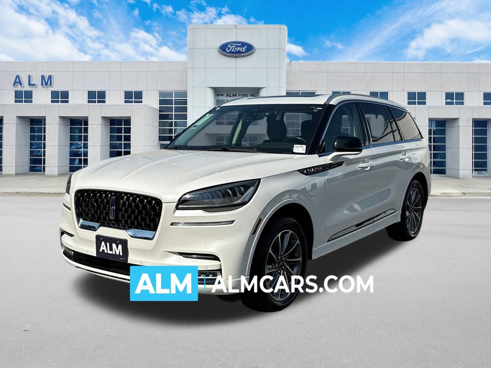 Used 2020 Lincoln Aviator Grand Touring w/ Elements Package Plus image 1